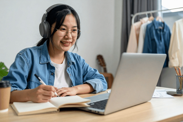 Online Regular Batches